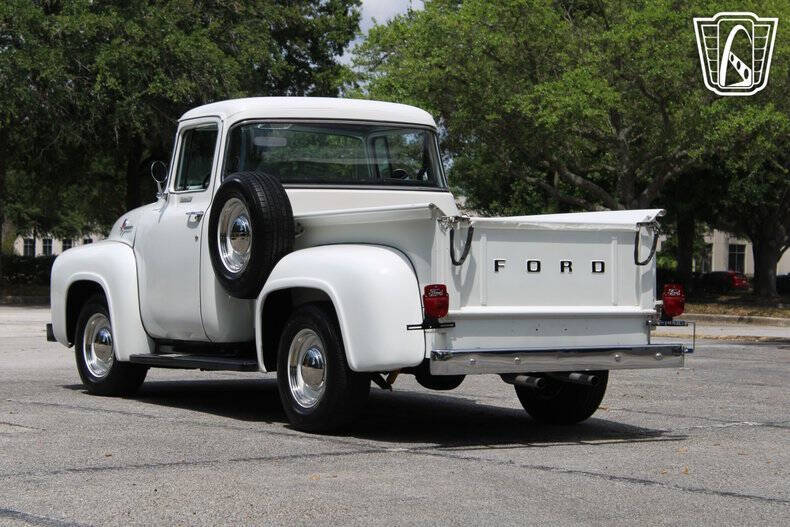 1956 Ford F-100