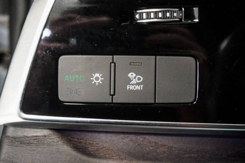 2021 Audi Q8 quattro Premium Plus 55 TFSI