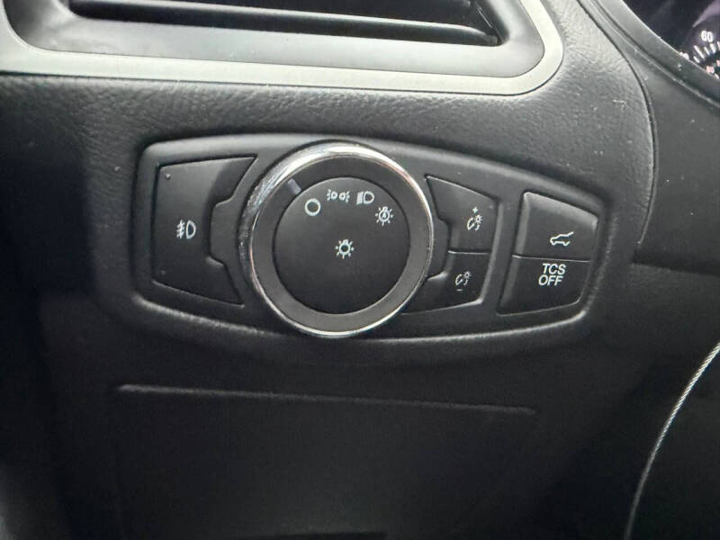 2023 Ford Edge