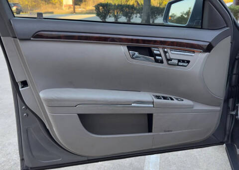 2013 Mercedes-Benz S-Class S 550