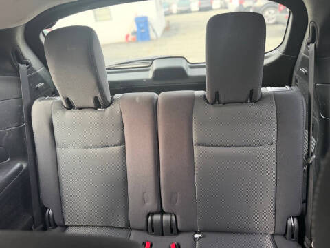 2019 Nissan Pathfinder S
