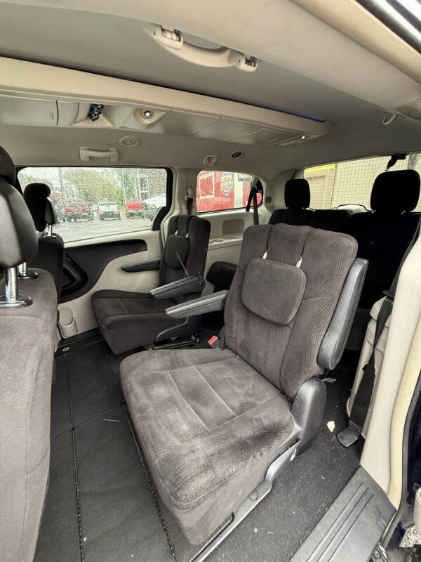 2012 Dodge Grand Caravan Crew