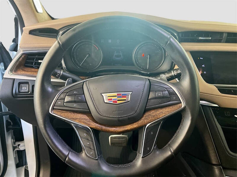2021 Cadillac XT5 Sport