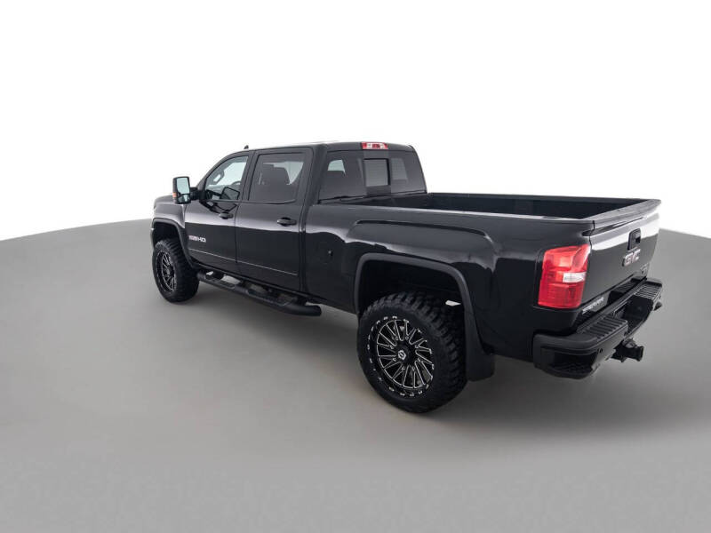 2018 GMC Sierra 2500HD SLT