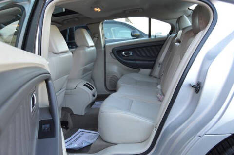 2011 Ford Taurus SEL