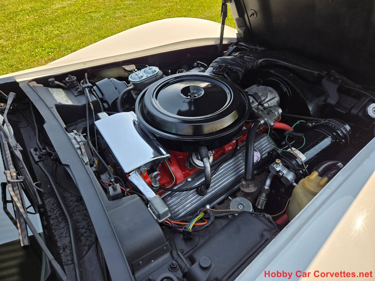 1976 Chevrolet Corvette 27