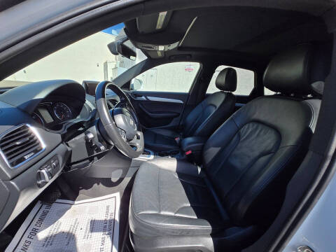 2017 Audi Q3 2.0T Premium