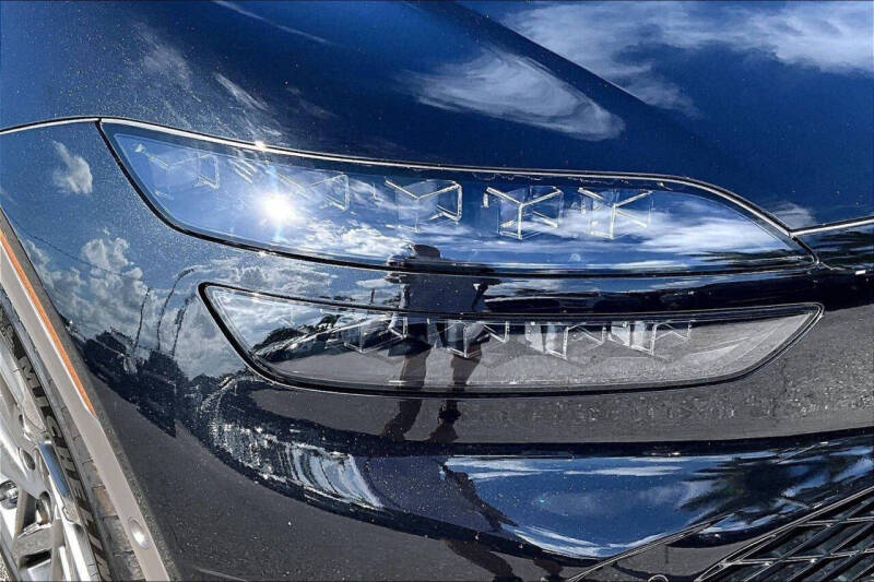 2024 Genesis GV60 Advanced