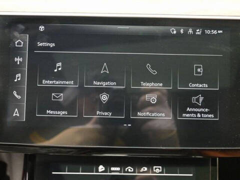 2022 Audi e-tron quattro Premium Plus