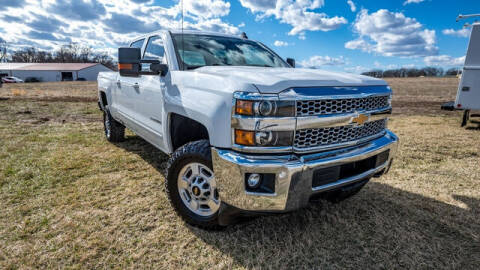 2019 Chevrolet Silverado 2500HD for sale at Fruendly Auto Source in Moscow Mills MO