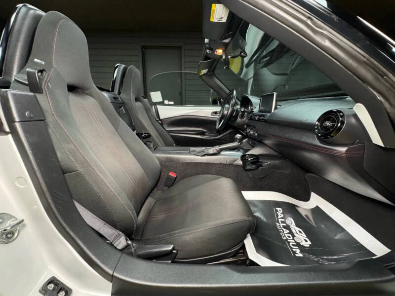 2016 Mazda MX-5 Miata Club