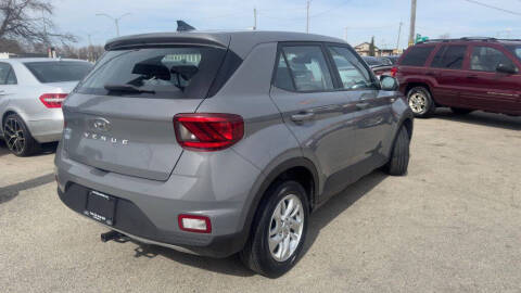 2021 Hyundai Venue SE