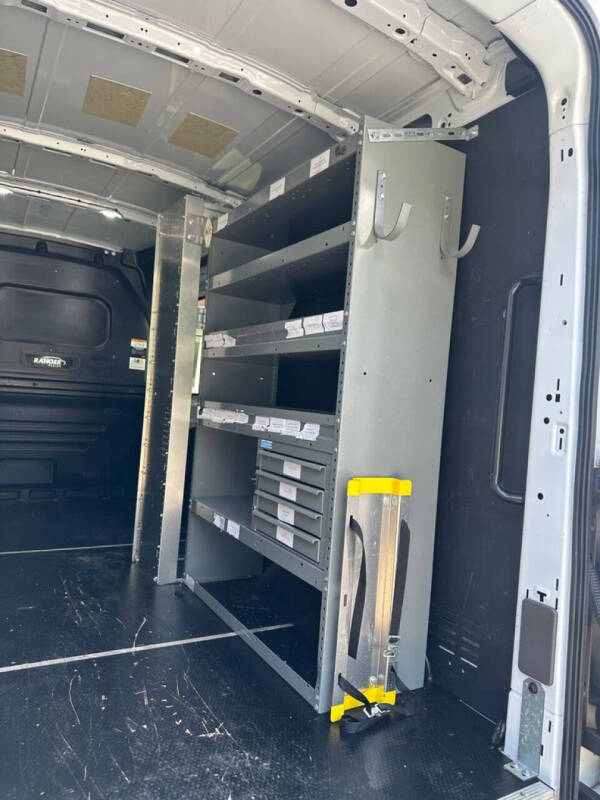 2023 Ford E-Transit