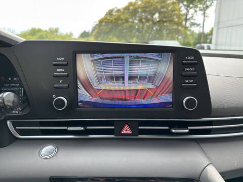2022 Hyundai Elantra