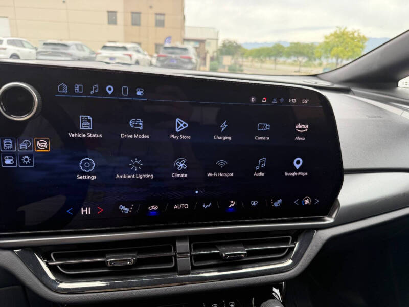 2025 Chevrolet Equinox EV RS
