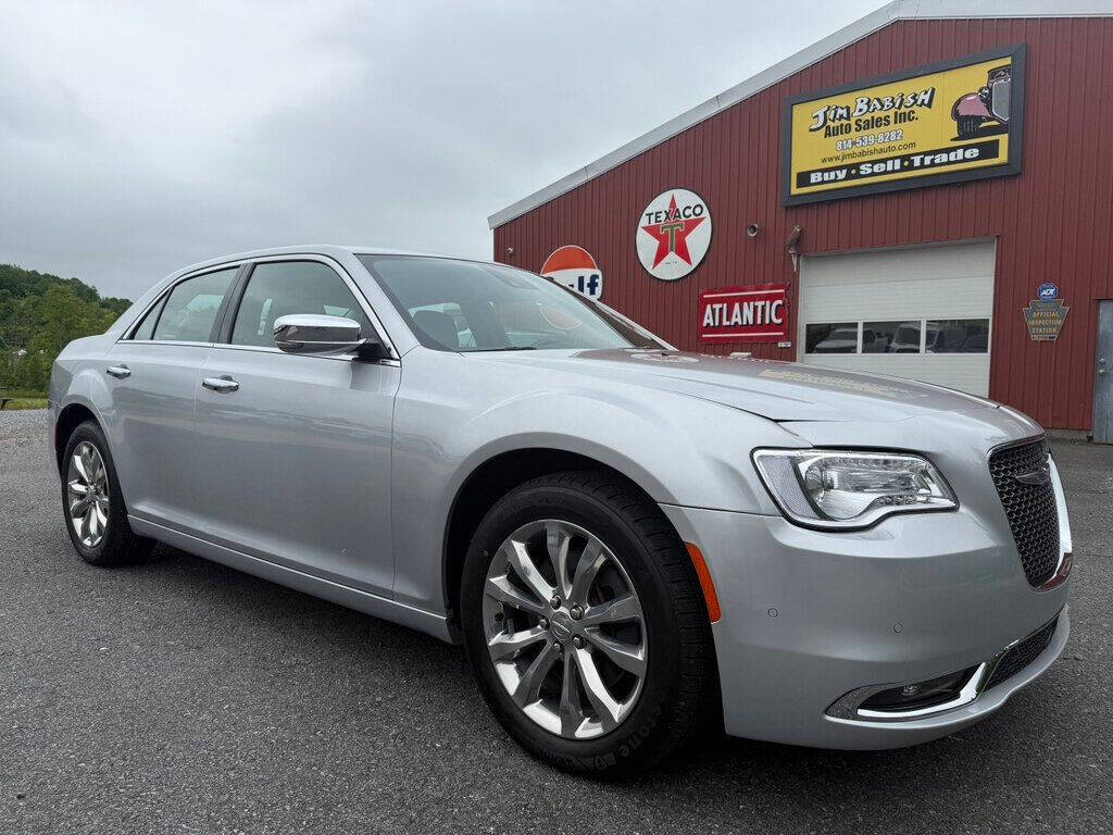 2019 Chrysler 300 1