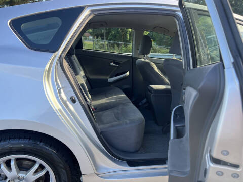 2010 Toyota Prius III