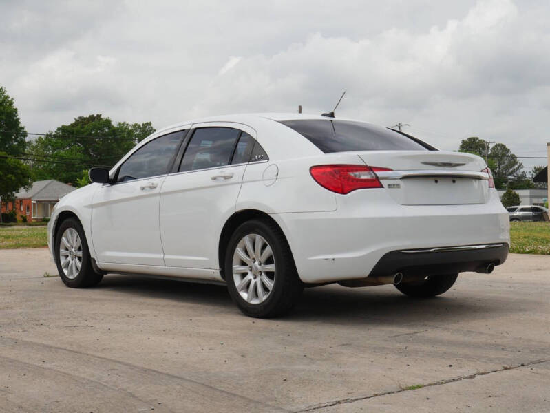 2014 Chrysler 200 Touring