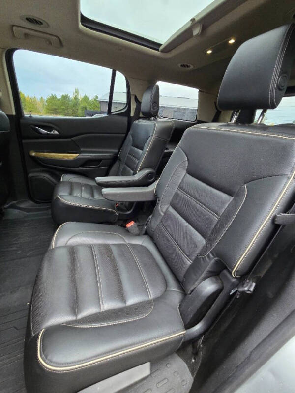 2017 GMC Acadia Denali