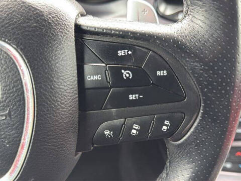 2018 Dodge Challenger 392 HEMI Scat Pack Shaker