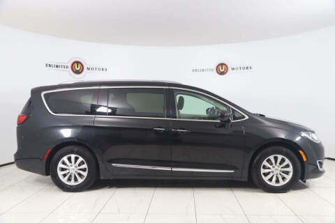 2018 Chrysler Pacifica Touring L