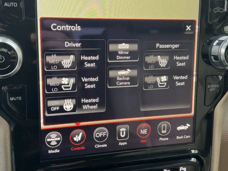 2019 RAM 1500 Laramie