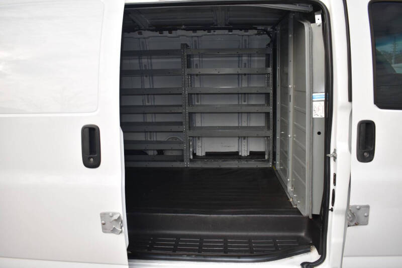 2015 Chevrolet Express Cargo Work Van photo 46