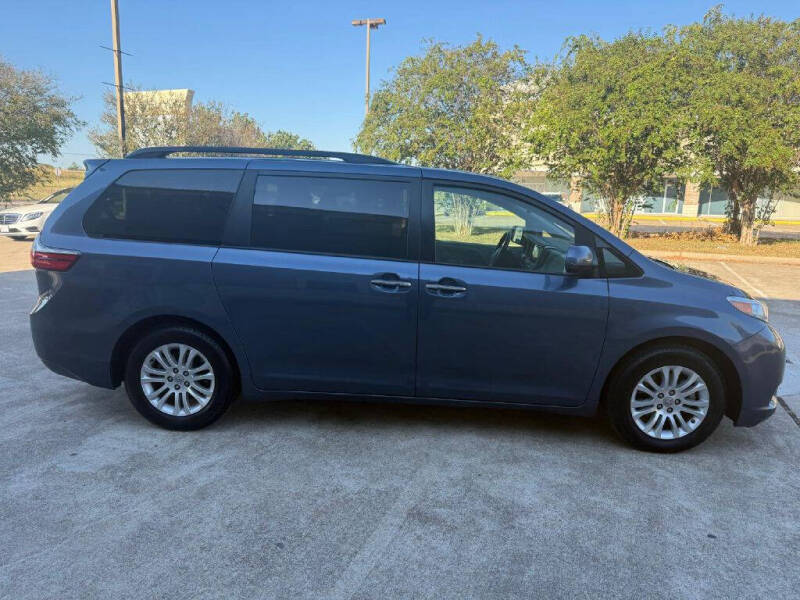 2017 Toyota Sienna