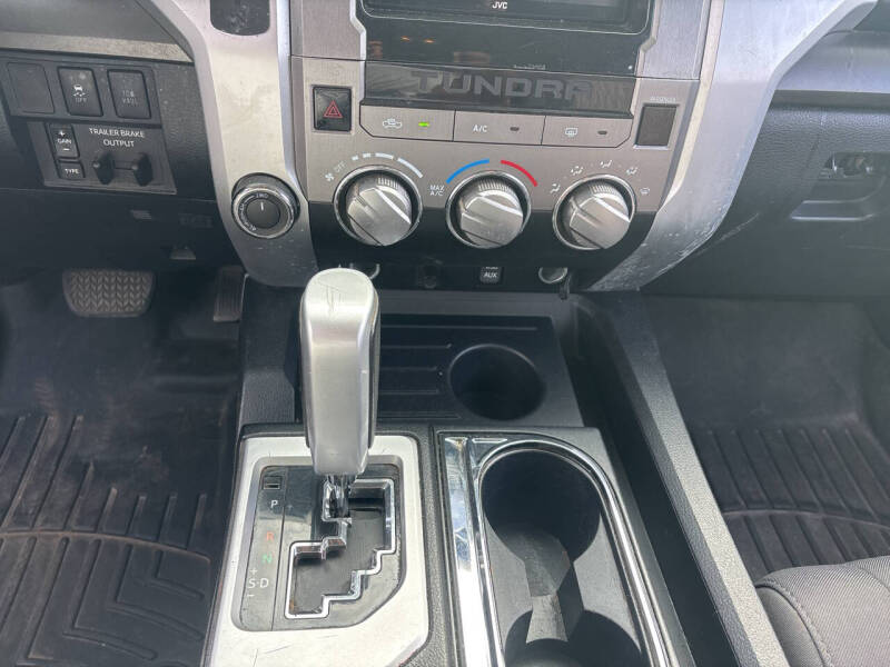 2016 Toyota Tundra SR5