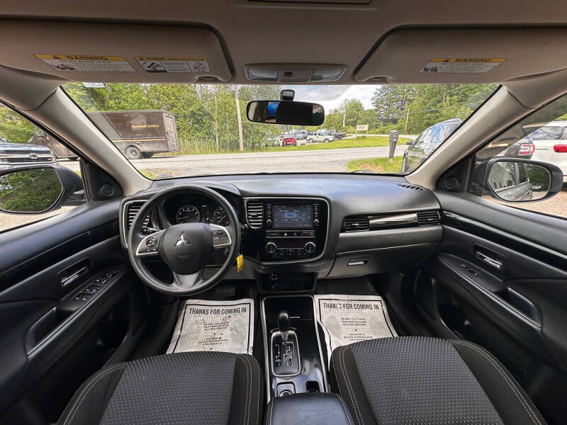 2019 Mitsubishi Outlander ES