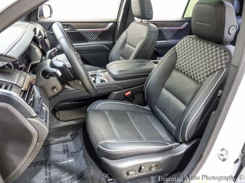 2024 GMC Acadia Denali