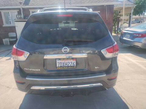 2014 Nissan Pathfinder SL