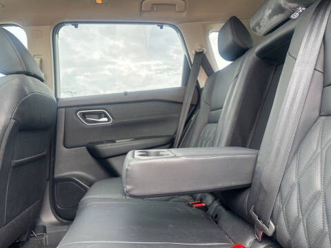 2022 Nissan Rogue Platinum