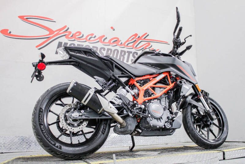 2023 KTM 390 Duke