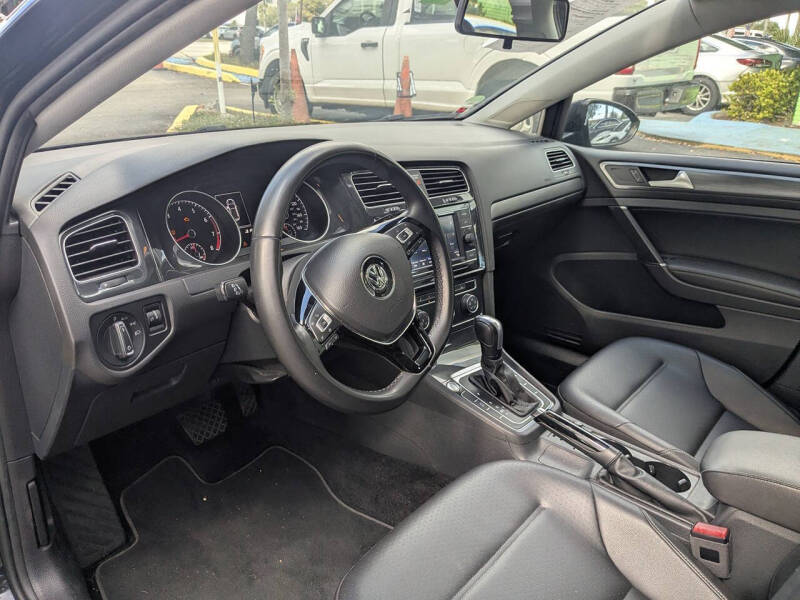 2021 Volkswagen Golf TSI