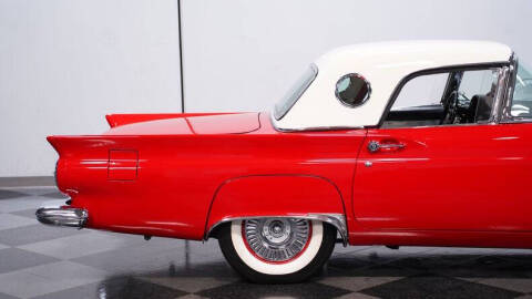 1957 Ford Thunderbird