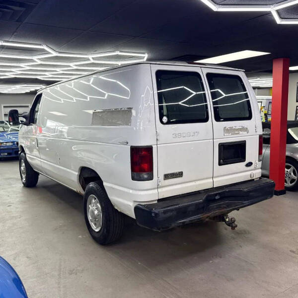2009 Ford E-Series E-350 SD