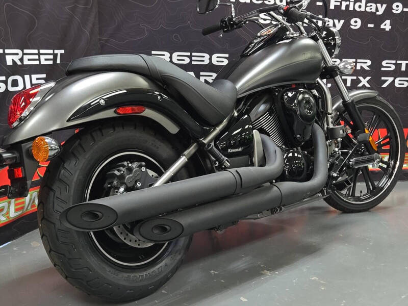 2024 Kawasaki Vulcan 900 Custom