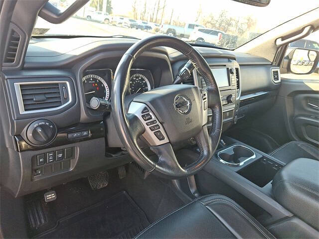 2019 Nissan Titan SV