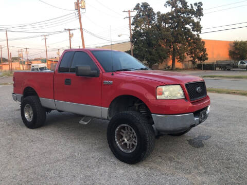 2004 Ford F-150 for sale at Dynasty Auto in Dallas TX