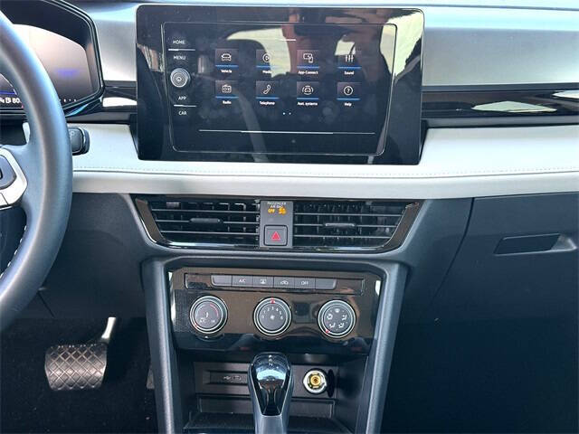 2025 Volkswagen Taos S