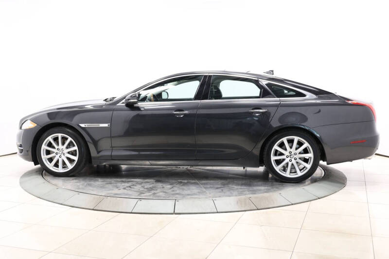 2013 Jaguar XJ