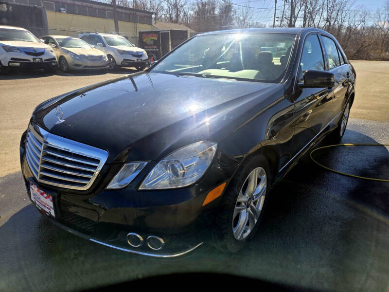 Used 2011 Mercedes-Benz E-Class E350 Luxury with VIN WDDHF8HB3BA396126 for sale in Westfield, MA
