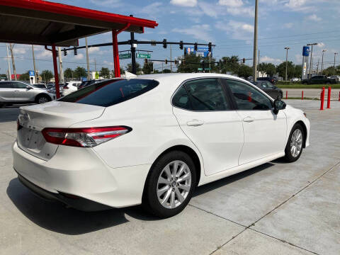 2019 Toyota Camry LE