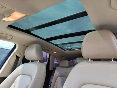 2013 Audi Q5 2.0T quattro Premium