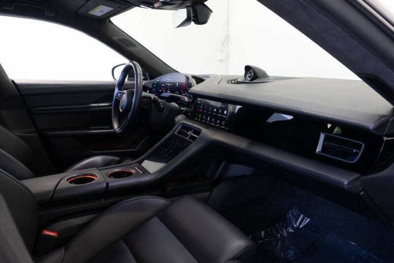 2020 Porsche Taycan Turbo S