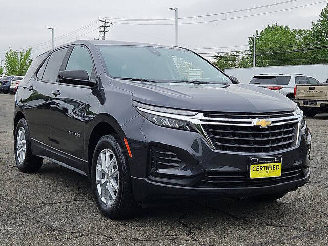 Used 2022 Chevrolet Equinox LS with VIN 3GNAXSEV8NS164734 for sale in Old Bridge, NJ