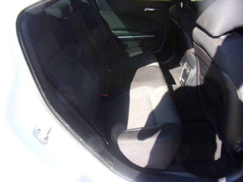 2015 Dodge Charger SE