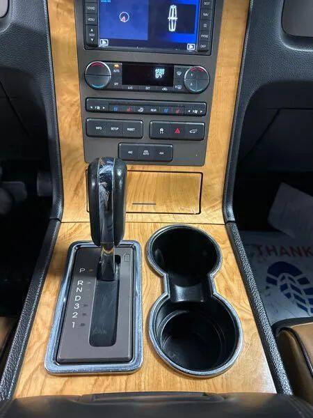 2011 Lincoln Navigator L