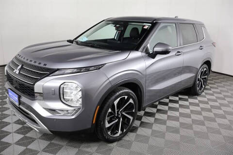 2022 Mitsubishi Outlander SE